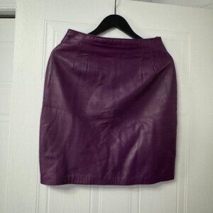 Title: Danier Lamb Leather Mauve Midi Skirt